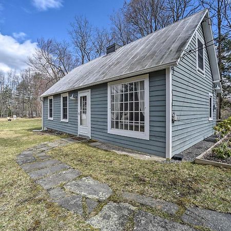 וודסטוק Charming Cottage With Yard - 2 Mi To Tinker St! מראה חיצוני תמונה