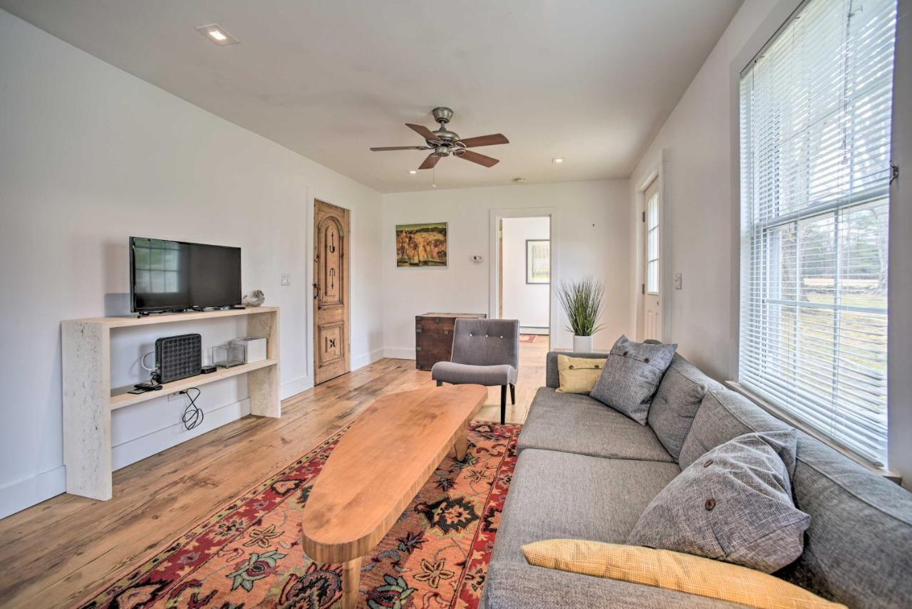 וודסטוק Charming Cottage With Yard - 2 Mi To Tinker St! מראה חיצוני תמונה