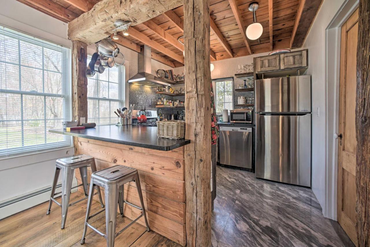 וודסטוק Charming Cottage With Yard - 2 Mi To Tinker St! מראה חיצוני תמונה