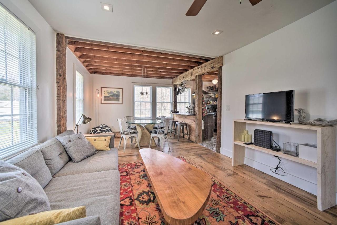 וודסטוק Charming Cottage With Yard - 2 Mi To Tinker St! מראה חיצוני תמונה